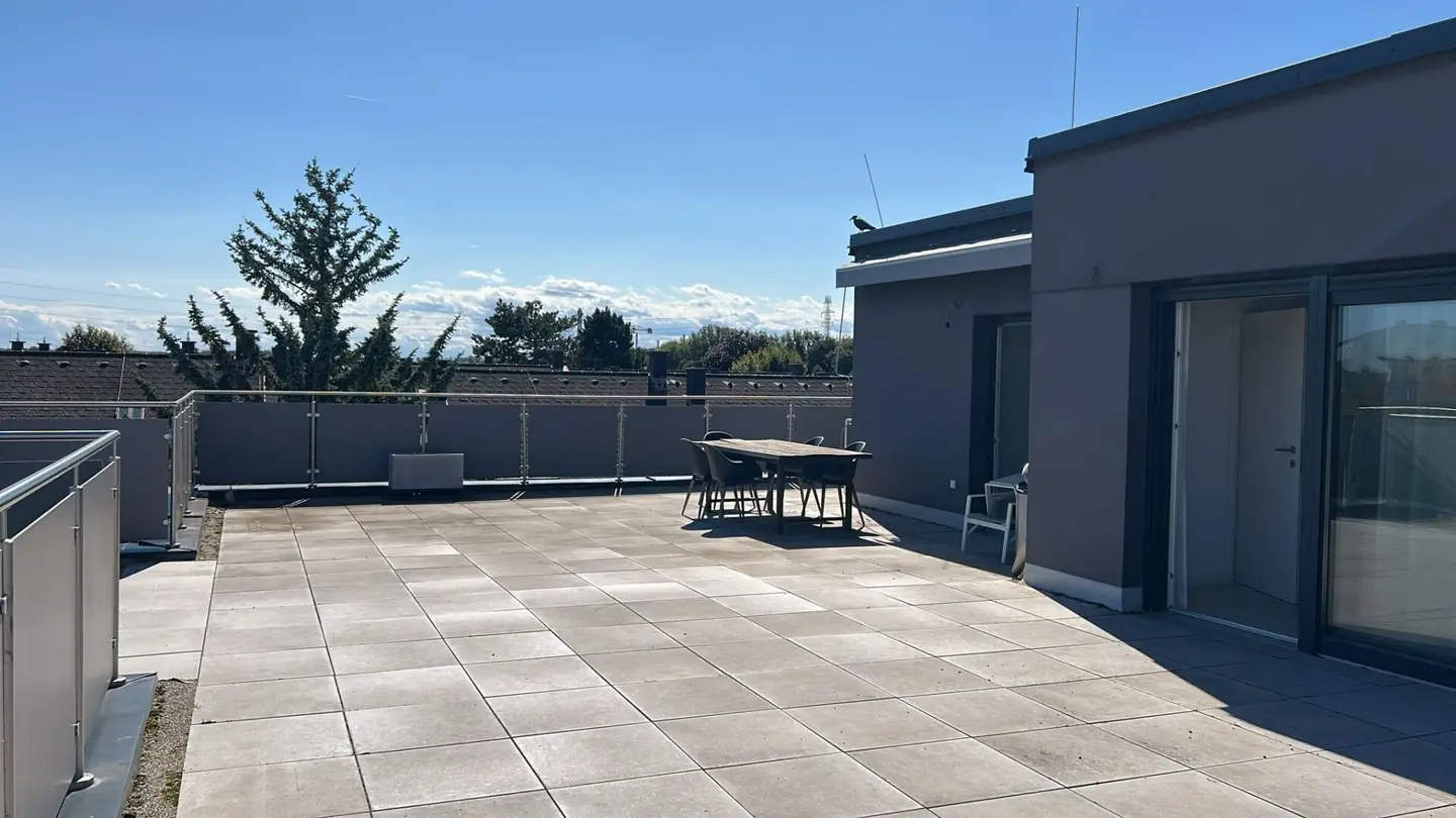 Einzigartig, arbeiten und wohnen in einem super Haus -  Bieterverfahren!