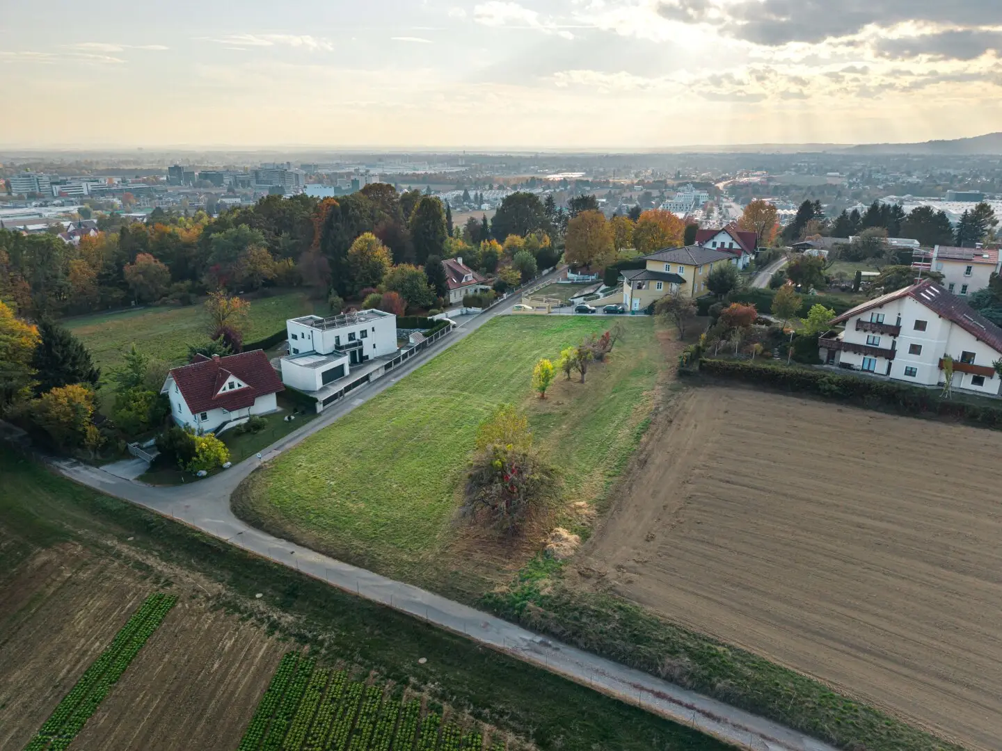 Plot with building permit for a single-family house in Graz-Messendorf – Living with distant view and rural charm