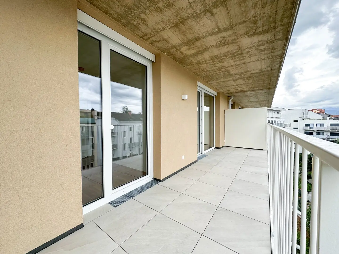 Moderner Wohntraum mit 2-Zimmer und großem Balkon in zentraler Lage