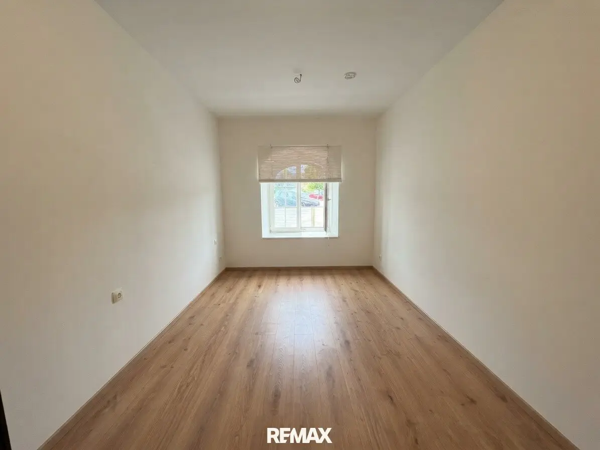 Kernsanierte Erdgeschosswohnung mit ca. 45 m² in Oberweis zu mieten!
