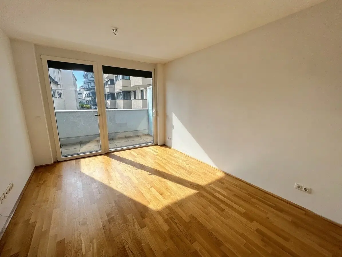 Attraktive 2 Zimmer Wohnung mit südwestseitiger Terrasse - direkt an der Alten Donau zu vermieten ! Mietbeginn 1.12.2026