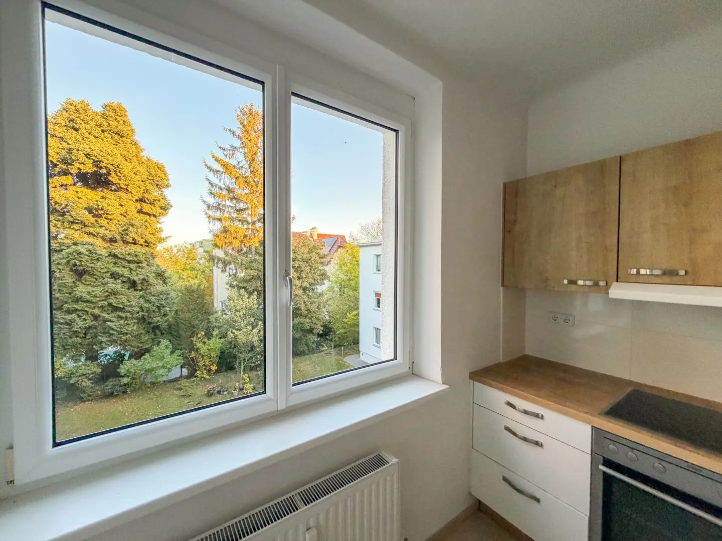 Charmante 4-Zimmer-Wohnung in ruhiger Wohnanlage mit Grünblick