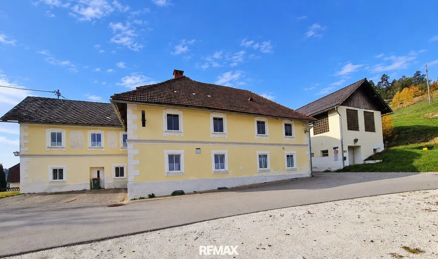 48.400 m² Freiheit, Natur und Zukunftsperspektiven – Außergewöhnliches Anwesen mit ehemaligem Gasthof in Kärnten
