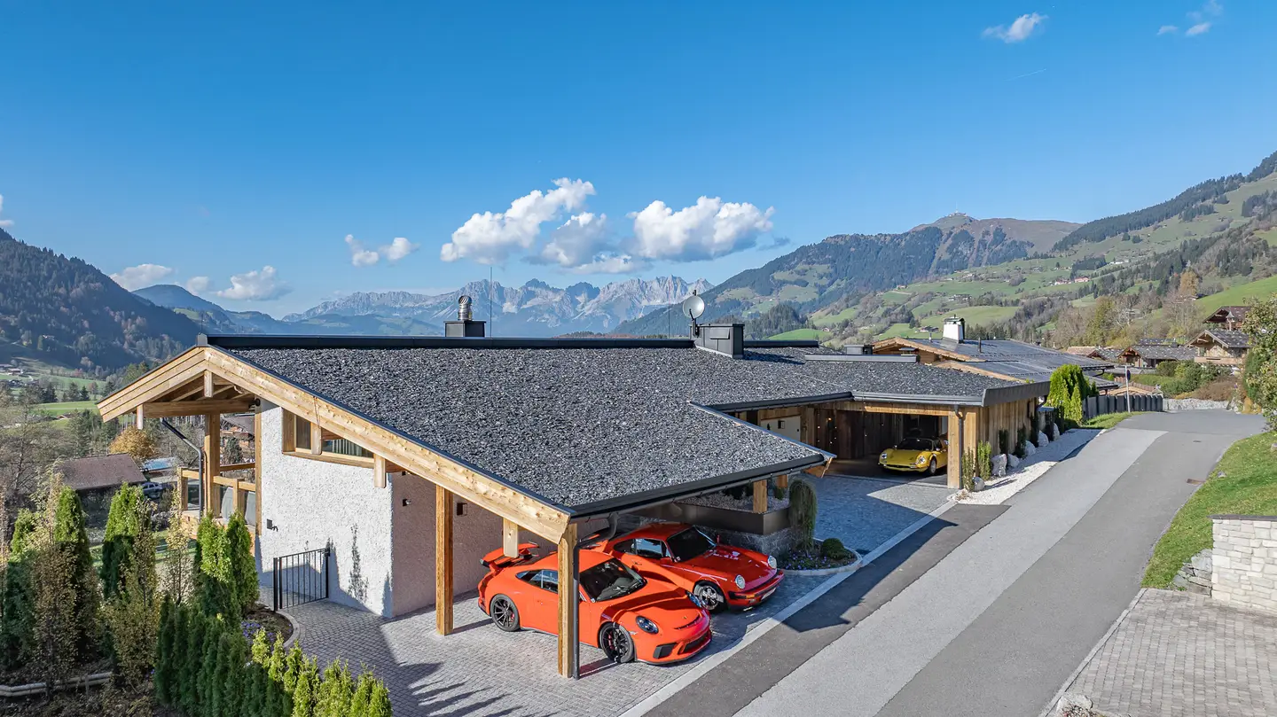KITZIMMO-Luxusvilla in Toplage kaufen - Immobilien Aurach Kitzbühel.