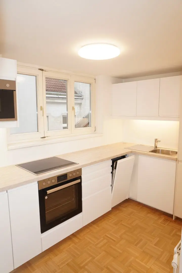 1020, Hillerstraße/U1 Vorgartenstraße, neu sanierte 2 Zimmerwohnung mit separater Küche unbefristet ab sofort zu mieten