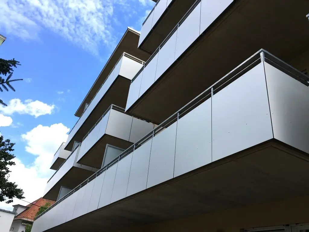 New build 3-room apartment with large balcony and underground parking space in Graz-Lend