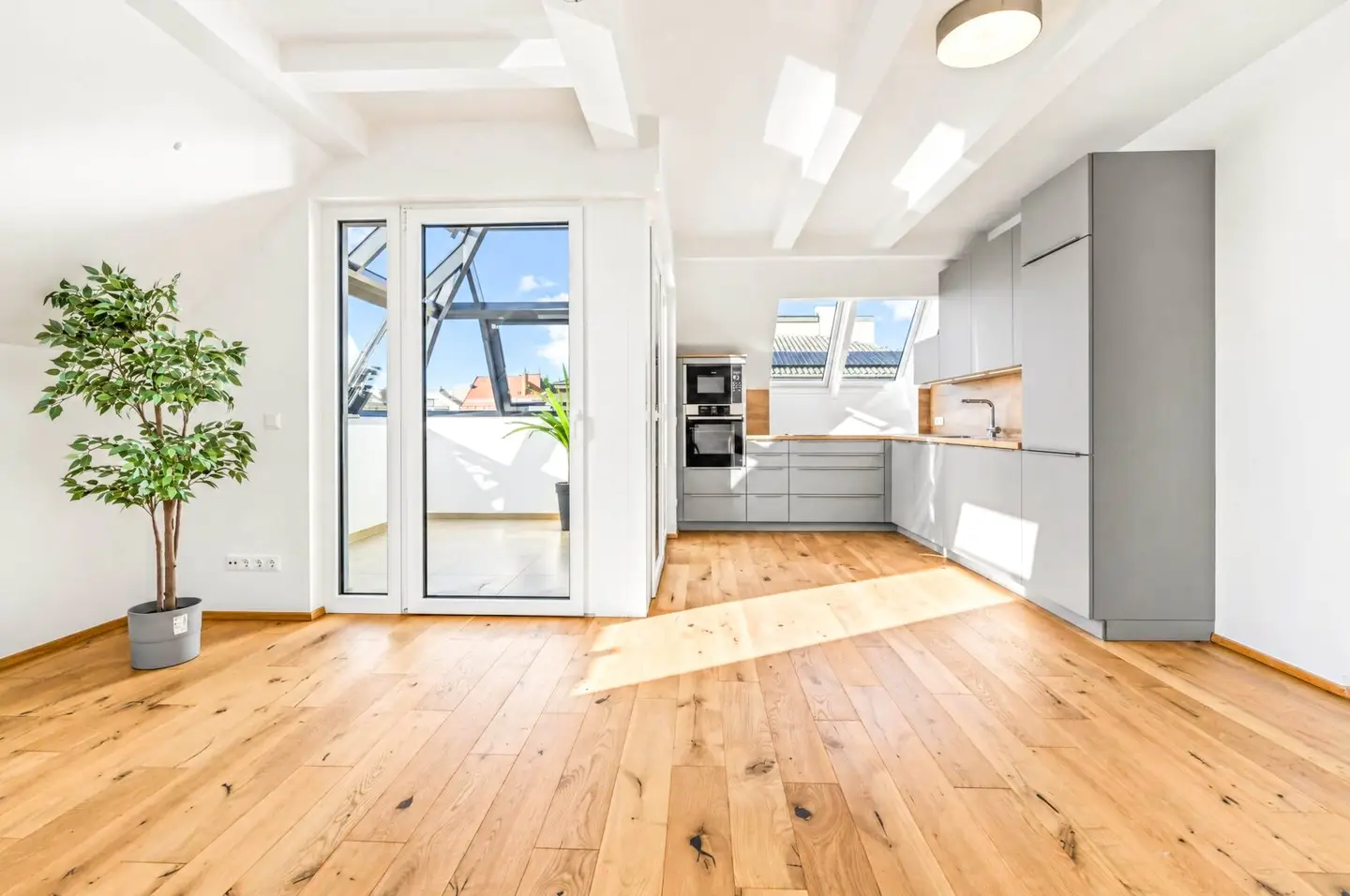 Exquisite Dachgeschosswohnung - Erstbezug Nähe Hauptbahnhof