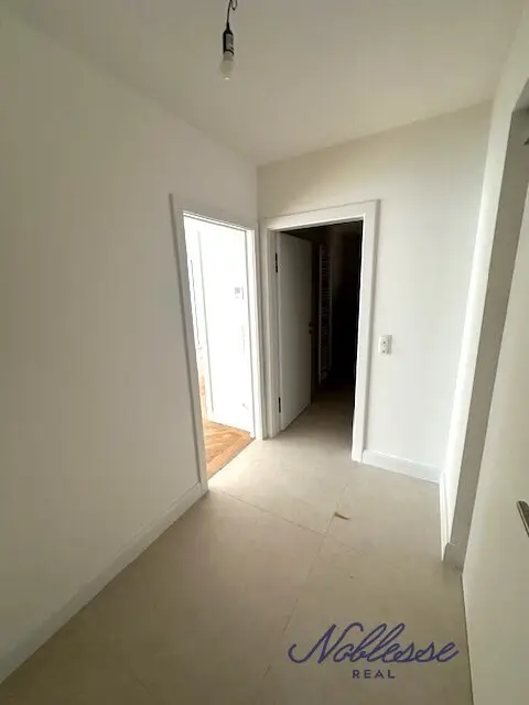 Erstbezug - Klimatisiertes 2-Zimmer Apartment mit LIGGIA und Gemeinschafspool Nähe Schloss Belvedere