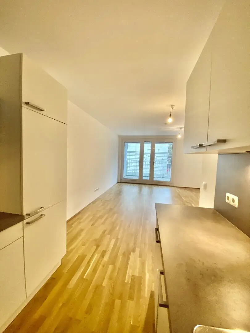 SCHÖDLBERGERGASSE | 2-room apartment with balcony near VIC