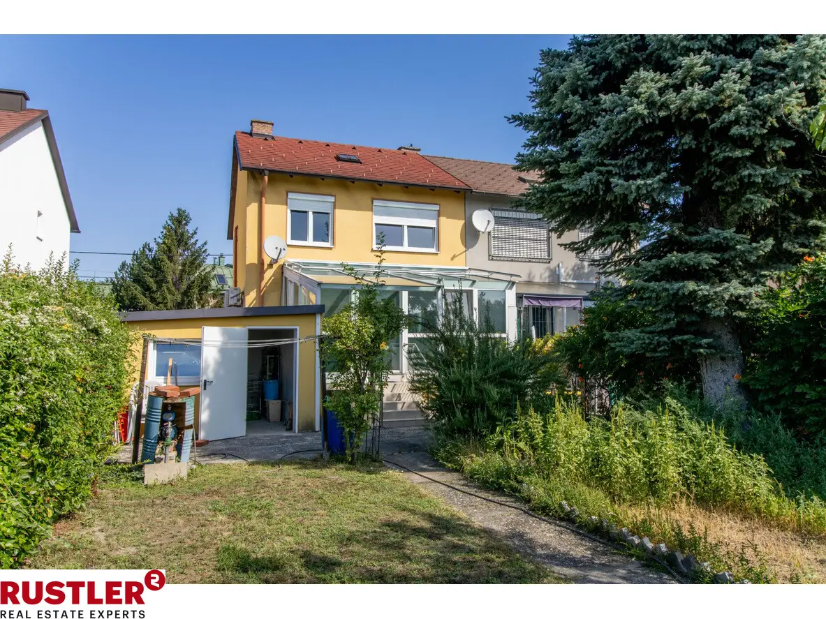 Familienwohnung lichtdurchflutet mit Privatgarten
