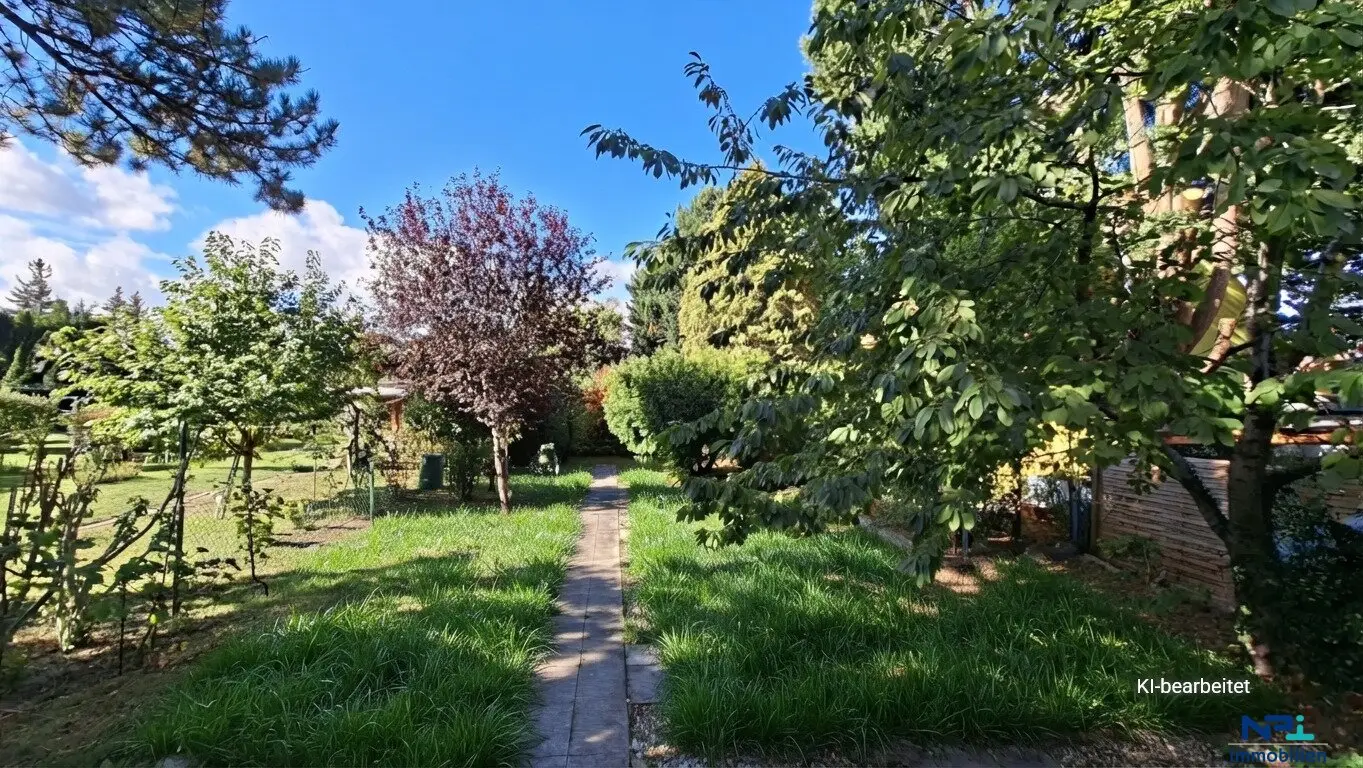 Neu verliebt: Saniertes Juwel mit Garten in beliebter Lage inmitten der Schwarzlackenau