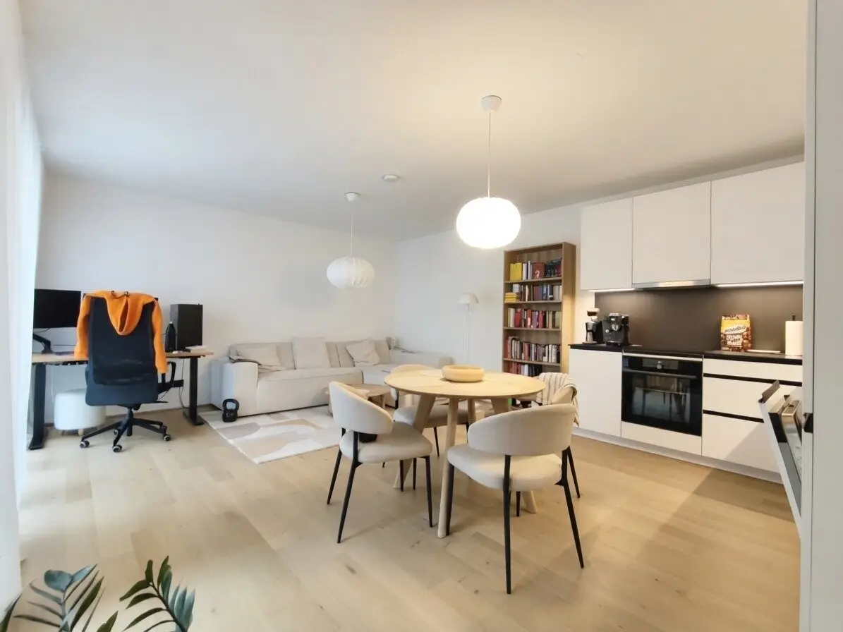 Pauschalmiete inklusive Warmwasser &amp; Heizung - Moderne 2-Zimmer-Wohnung mit schöner Terrasse in den Hof - Stilvolle Ausstattung