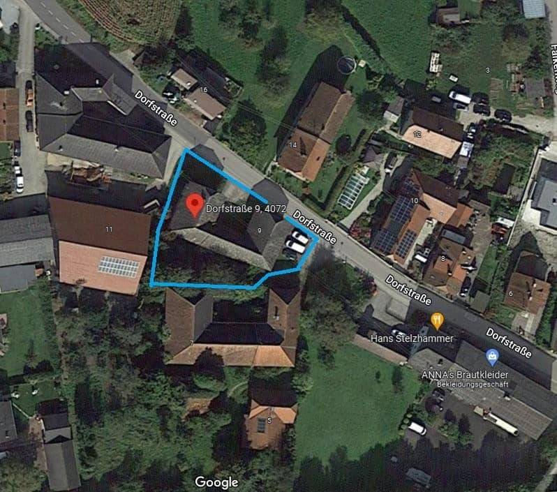 Grundstück mit Altbestand  für Doppelhaus oder Triplex   oder 2 Grundstücke DORFGEBIETSWIDMUNG  mit 3 Wohneinheiten   307.000 Euroe