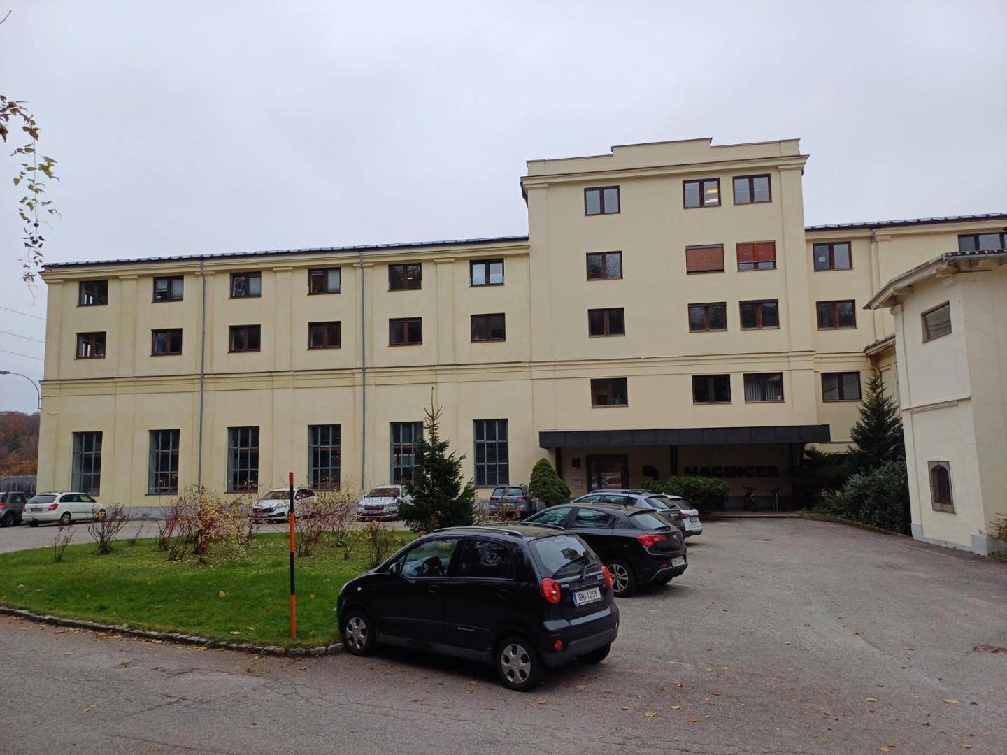 Einzelbüro ca. 22 m² im 1.OG in historischem Gebäude in Gmunden