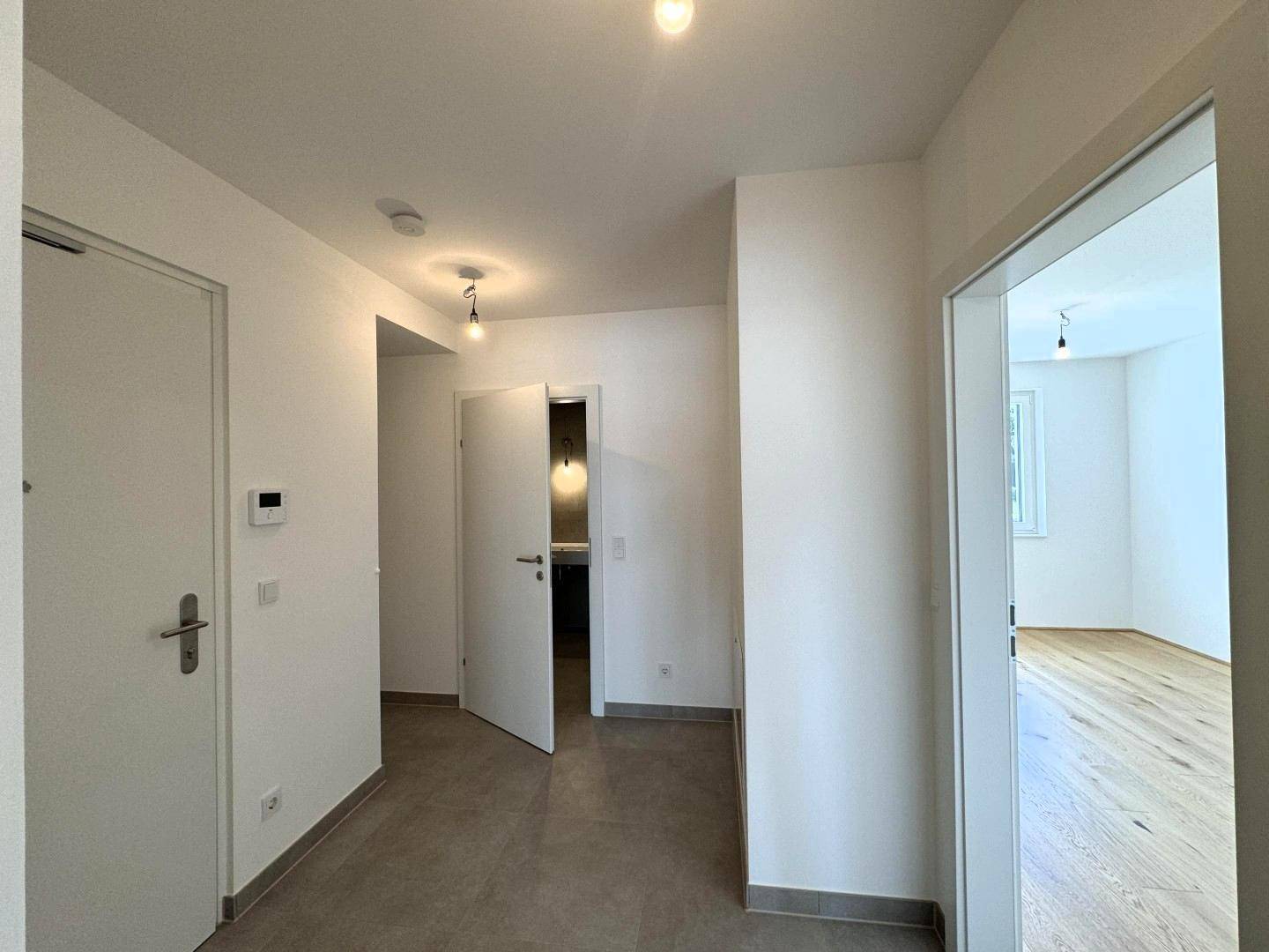 Apartment near U2 access terrace high quality
