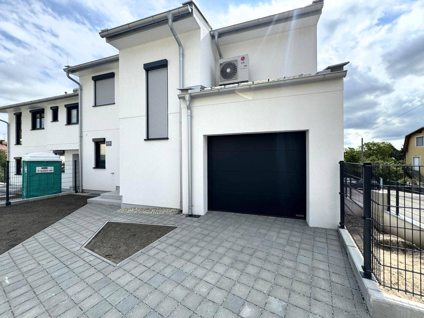 Wunderbare Wohnaussichten am Rosenberg … Prov. frei f. Käufer // Wonderful residential prospects at Rosenberg … Buyer Comm. free ! //