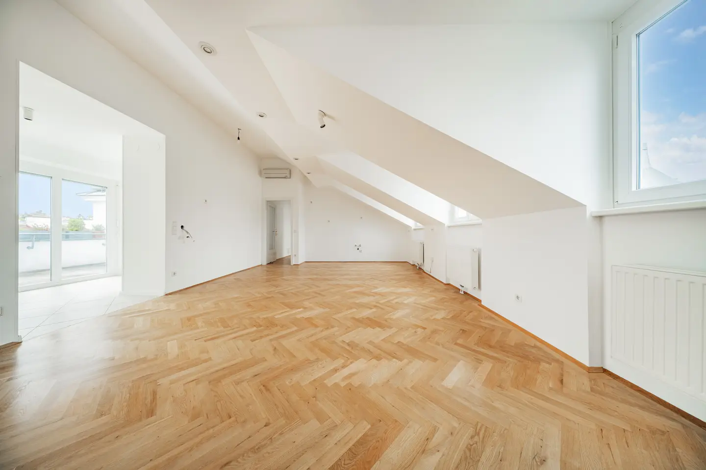 Dachgeschosswohnung Kutschkermarkt Terrasse