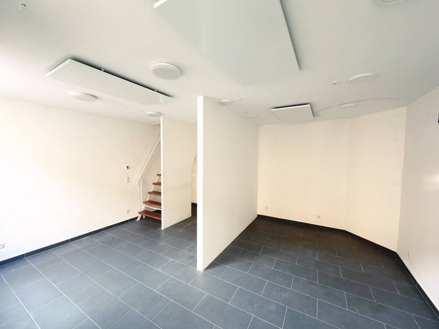 Perfect commercial premises in a highly frequented location