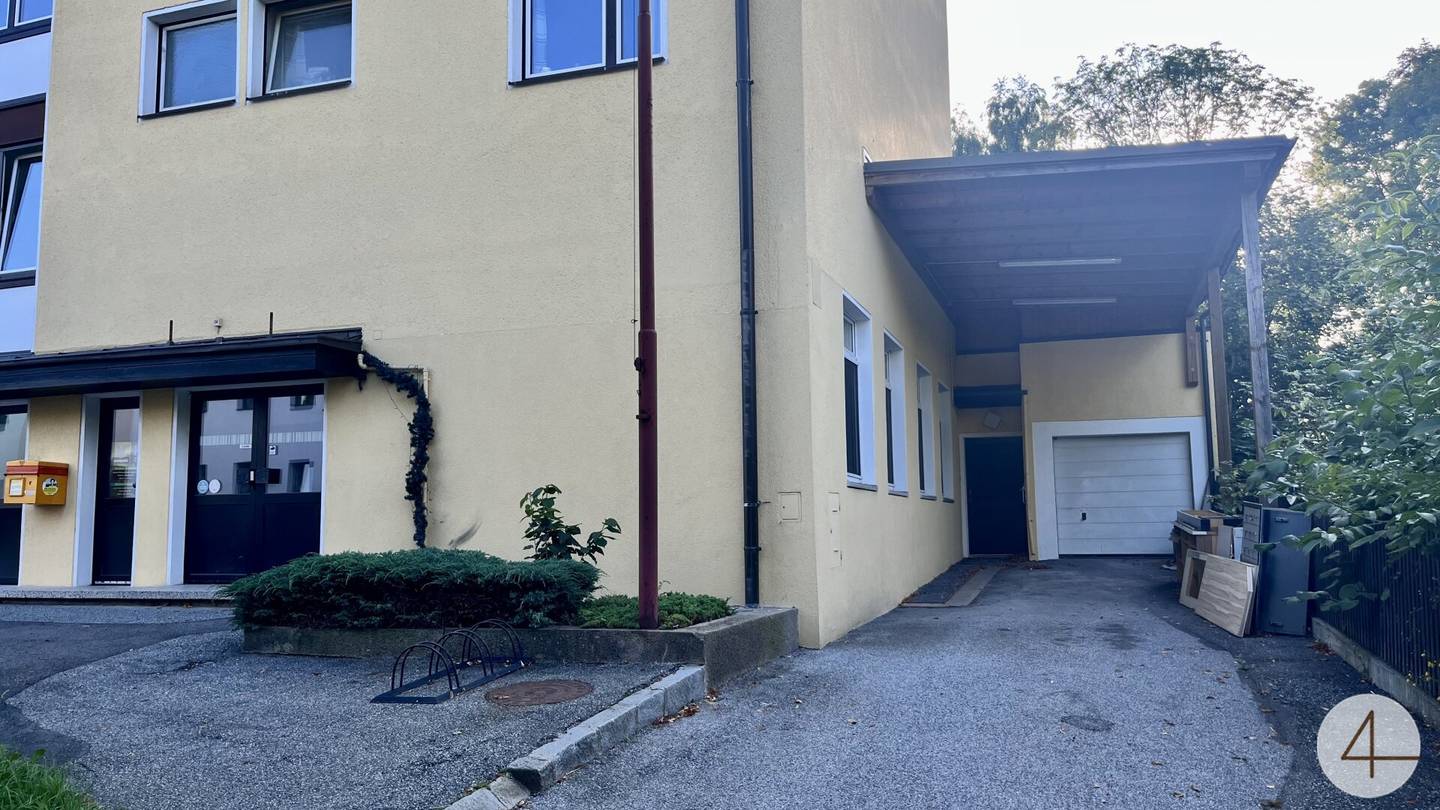 Investor apartment tenanted with rent guarantee