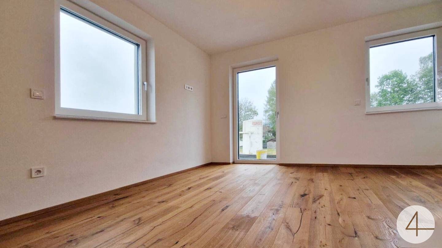 Haus mit 5 Schlafzimmer! Garage Schlüsselfertig !