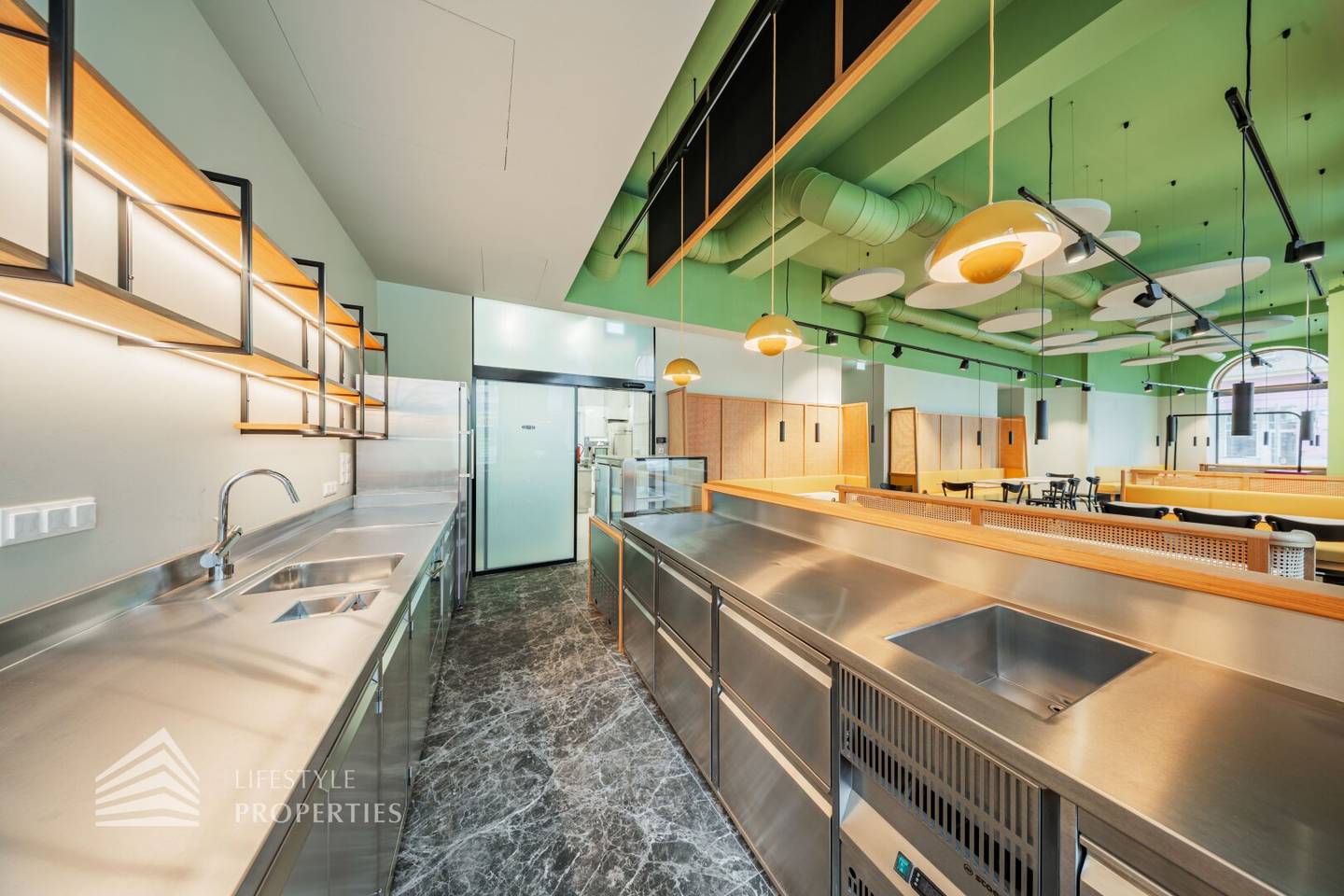 Exclusive Restaurant Space in 5th District