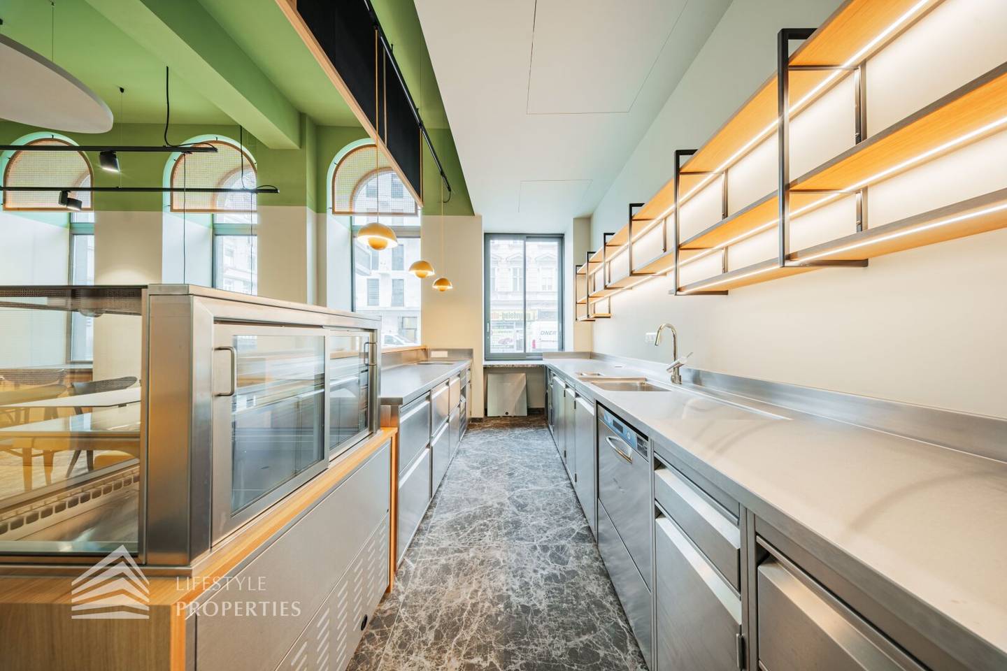 Exclusive Restaurant Space in 5th District
