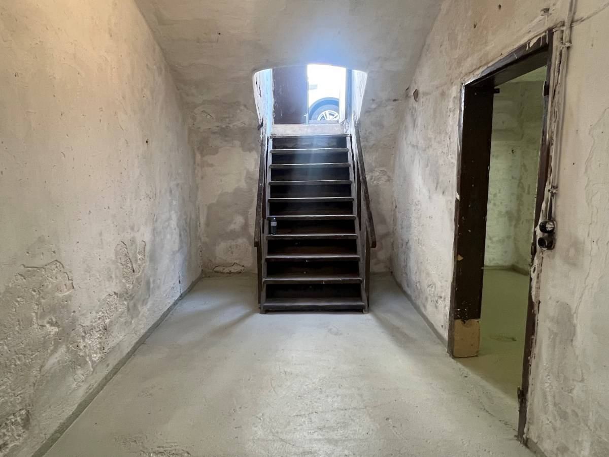 ++ Lager / Lokal am RENNWEG ++ Flexible Nutzung möglich