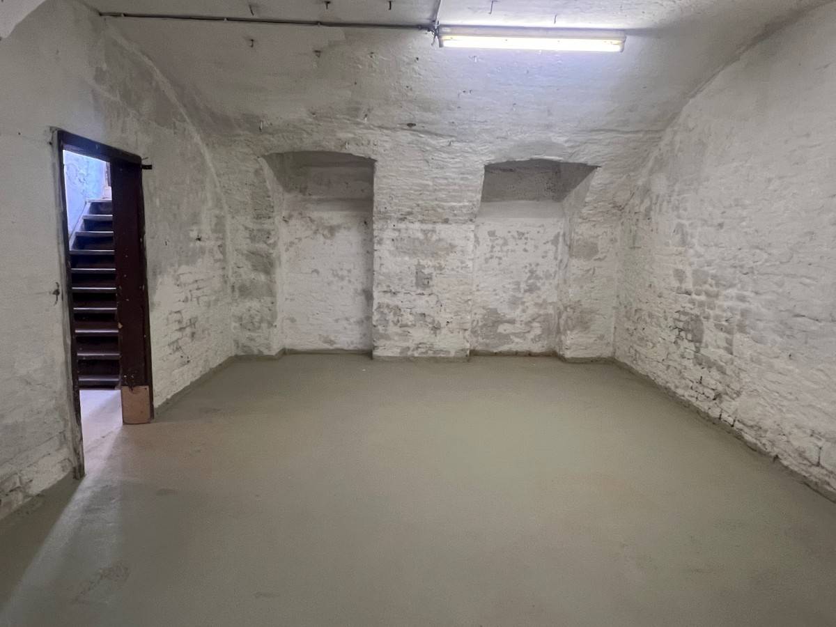 ++ Lager / Lokal am RENNWEG ++ Flexible Nutzung möglich