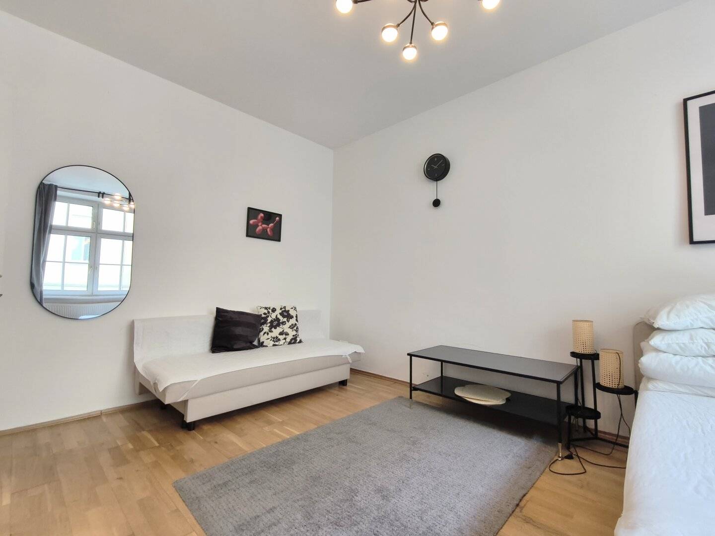 Freundliche Hofwohnung - Für Ruhesuchende mit Altbaucharme - Bahnhof Hernals in der Nähe