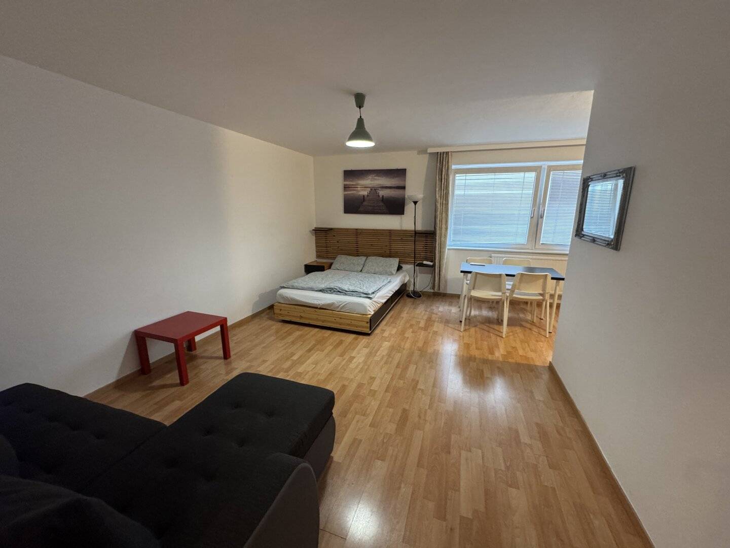 Charming apartment in a prime location near the Augarten! Directly at the U2!!