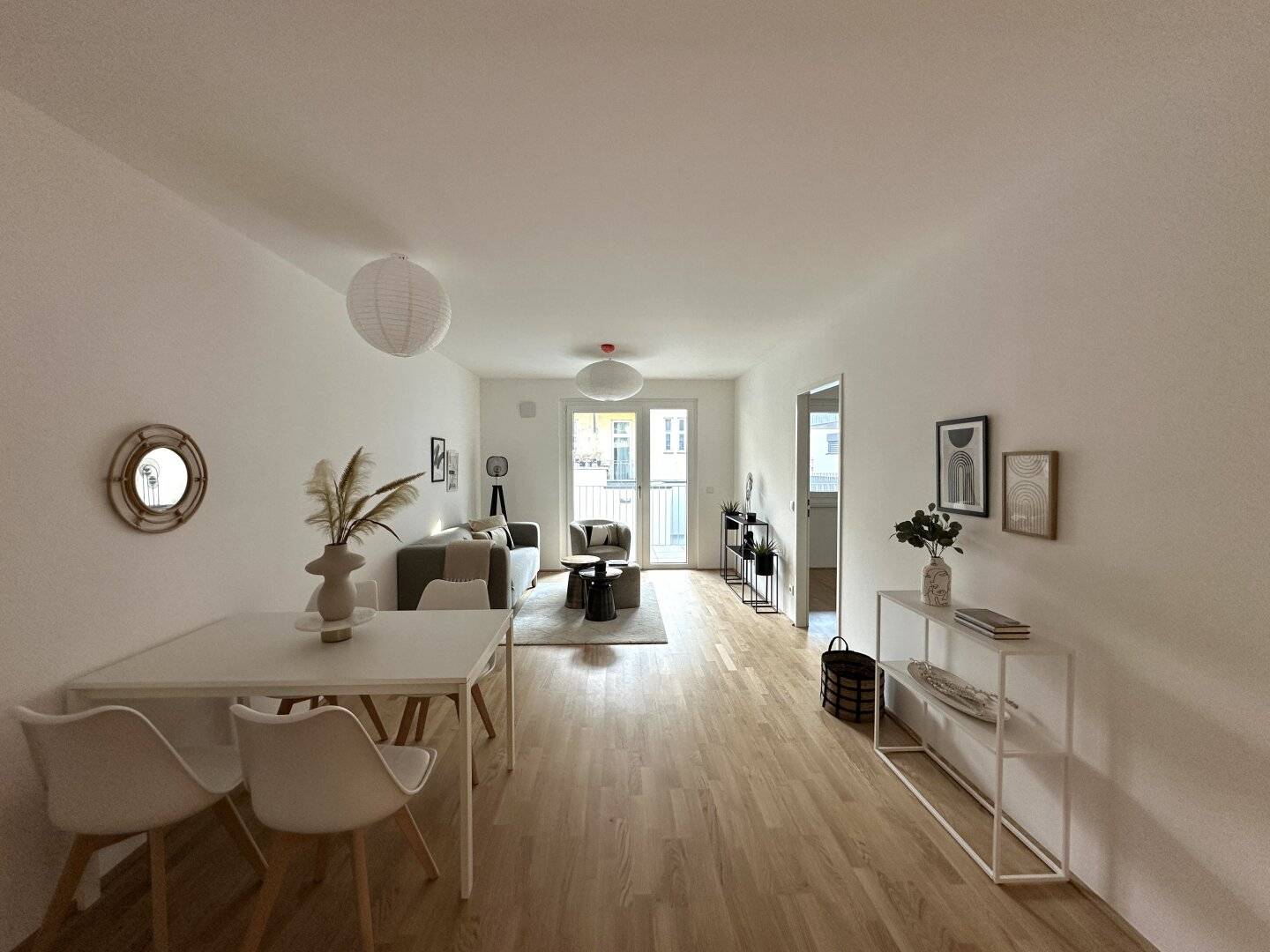 Newly built apartment first occupancy commission-free