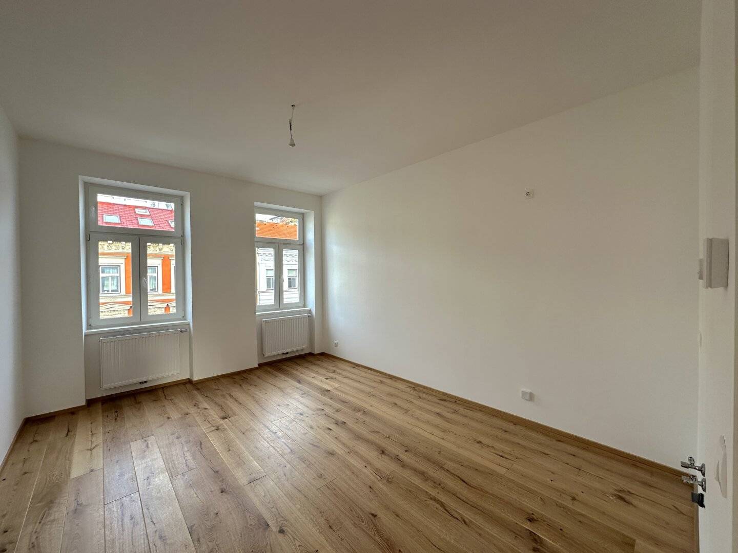 Altbauwohnung Erstbezug komplett saniert