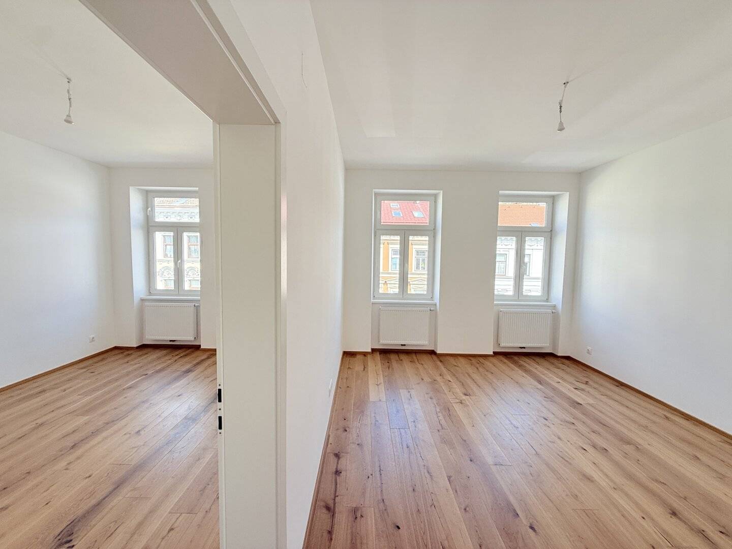 Altbauwohnung Erstbezug komplett saniert