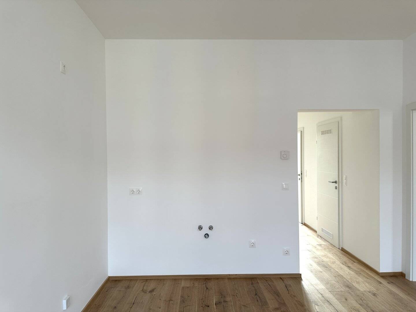 Altbauwohnung Erstbezug komplett saniert