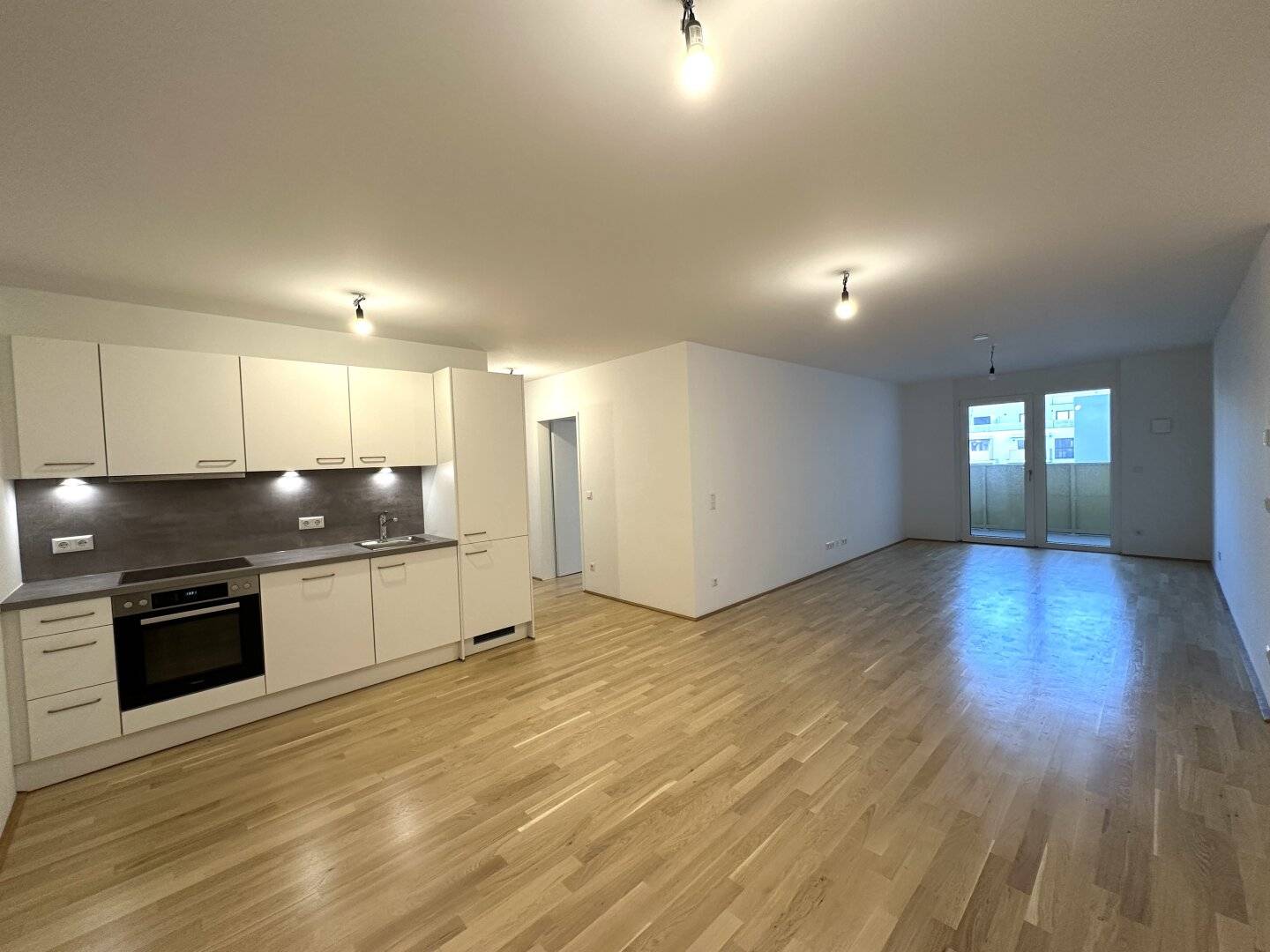 Anleger-Hit! Jetzt investieren in traumhafte 3-Zimmer Wohnung mit fast 40m2 Wohnzimmer inkl. Küche! Neubau-Erstbezug & Provisionsfrei!