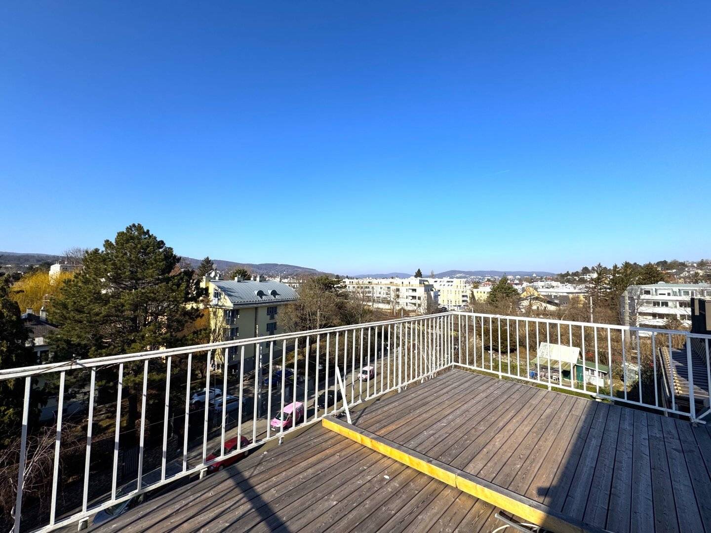Exclusive attic conversion in elite location – Stylish penthouses above the city's roofs