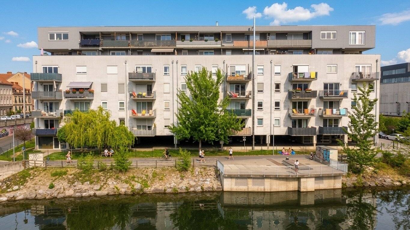 Wohnung moderne Neubau nahe Augarten Balkon