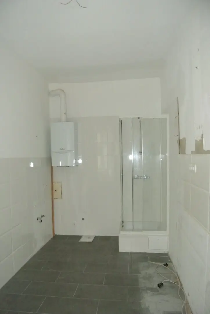Altbauwohnung mit Charme und Potential- nur 6 Min. zur U1- WOHNEN im Herzen des Bezirks
