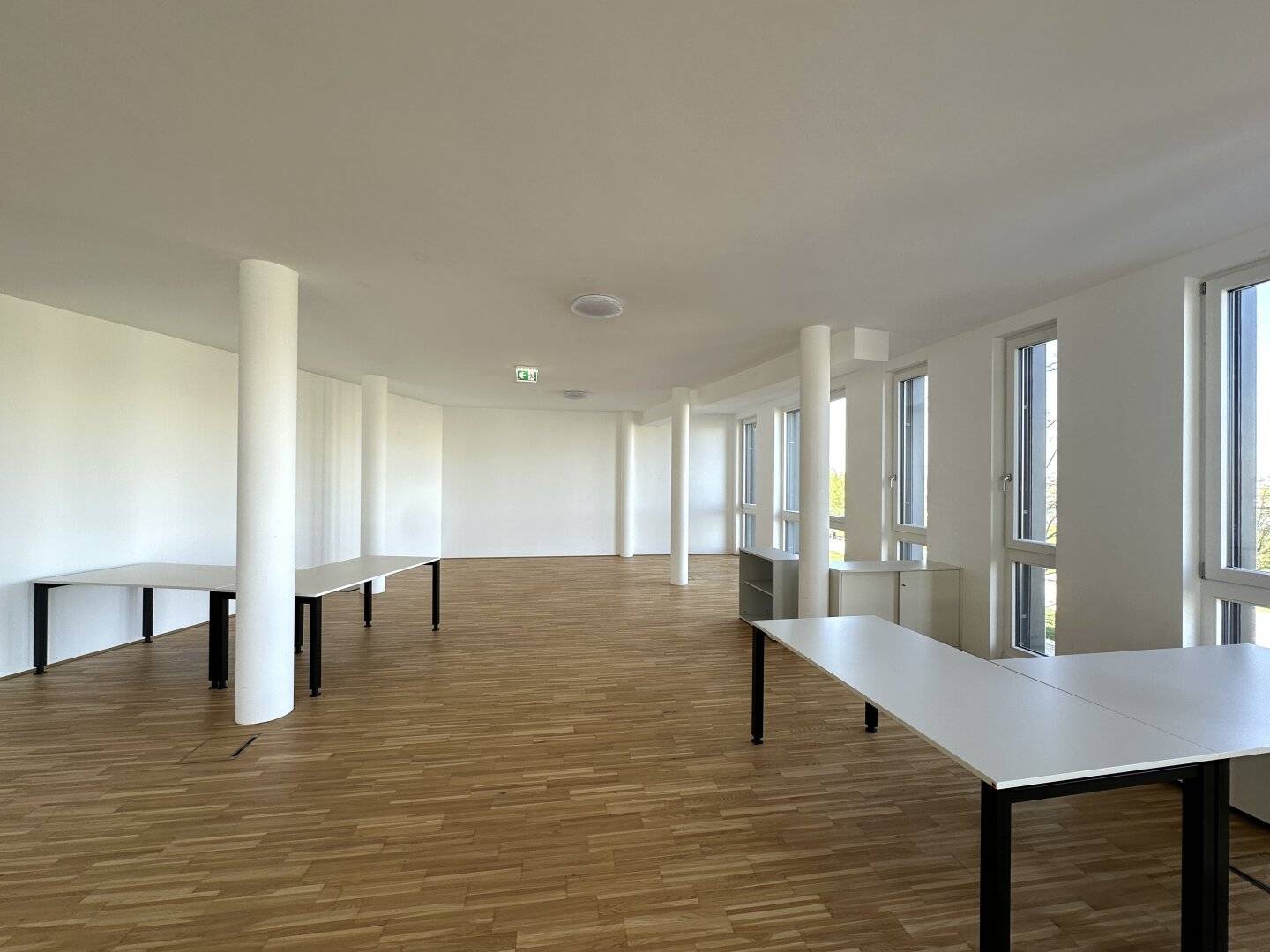 Neubau Bürofläche 106 m² in Seestadt, nahe U2 Seestadt mit Lift