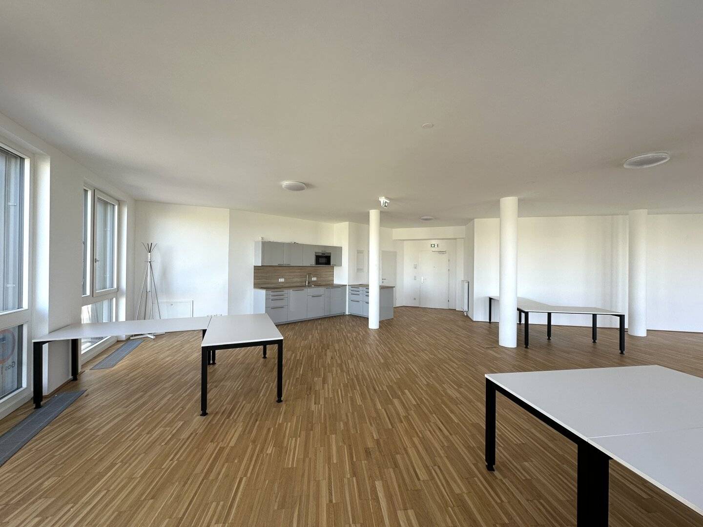 Neubau Bürofläche 106 m² in Seestadt, nahe U2 Seestadt mit Lift