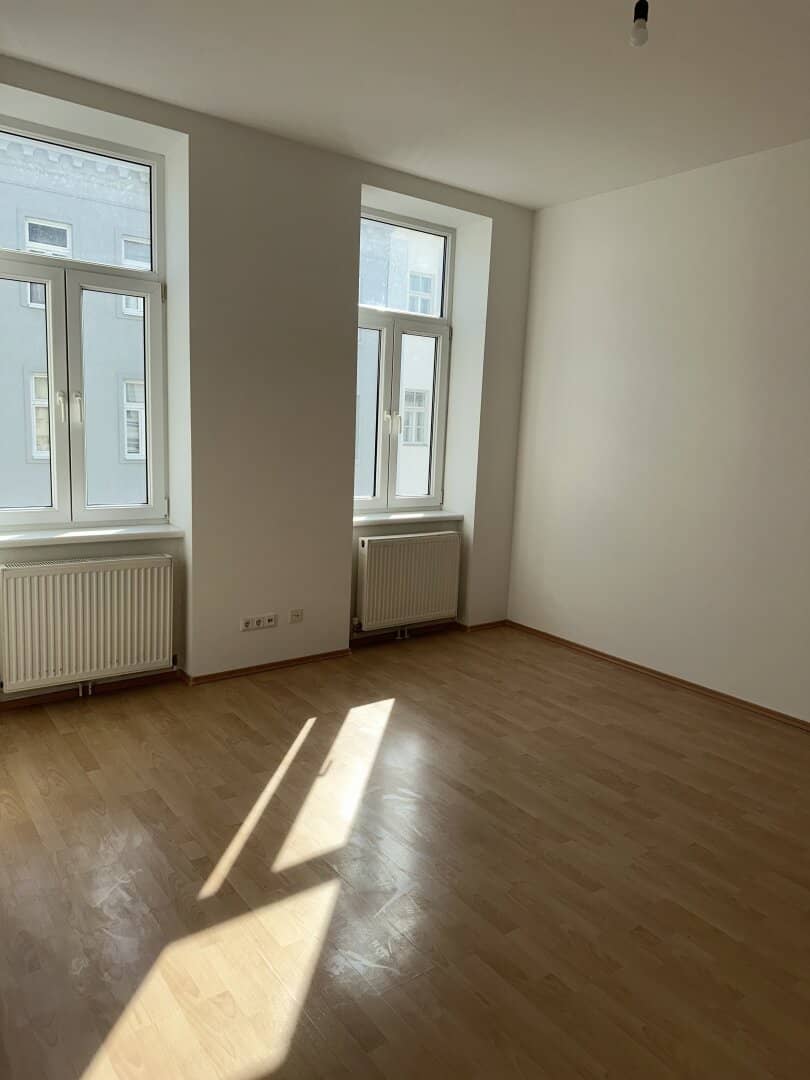 Altbauwohnung nahe U1 Reumannplatz hell ruhig