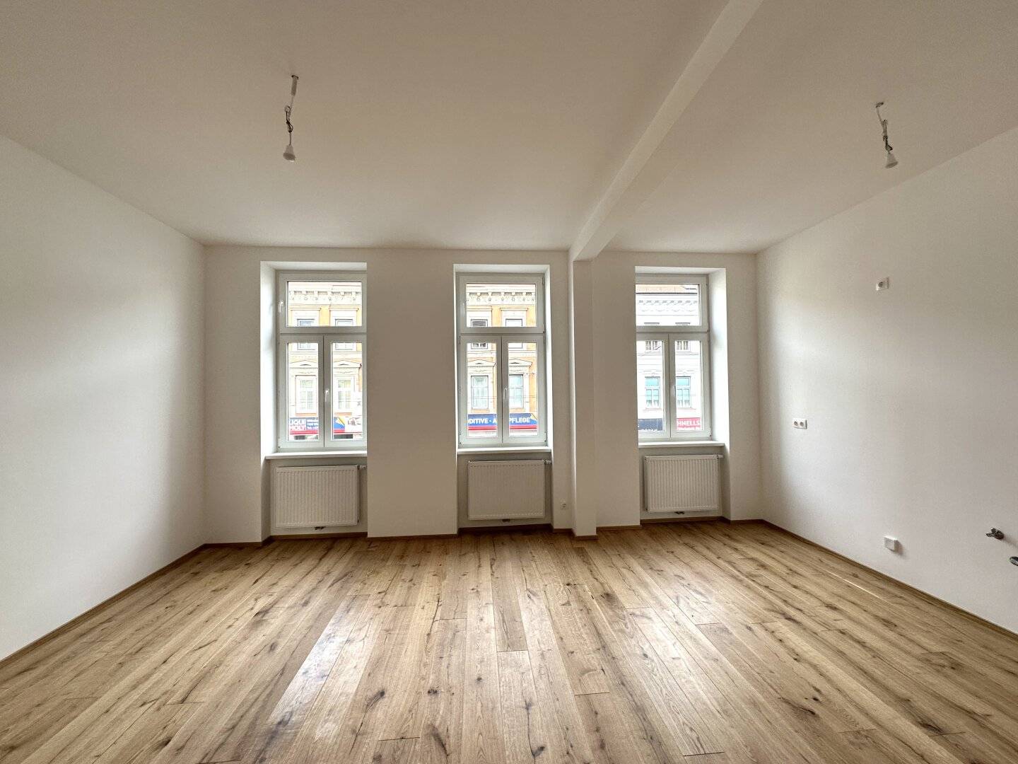 Frisch sanierte Wohnung im Altbau Kongresspark