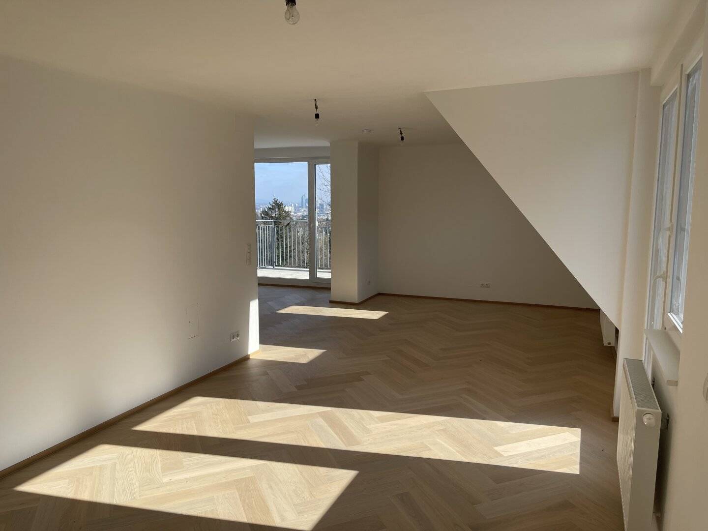 PENTHOUSE LIVING - OHNE LIFT - ATEMBERAUBENDER WIENBLICK - DREI RIESEN TERRASSEN!
