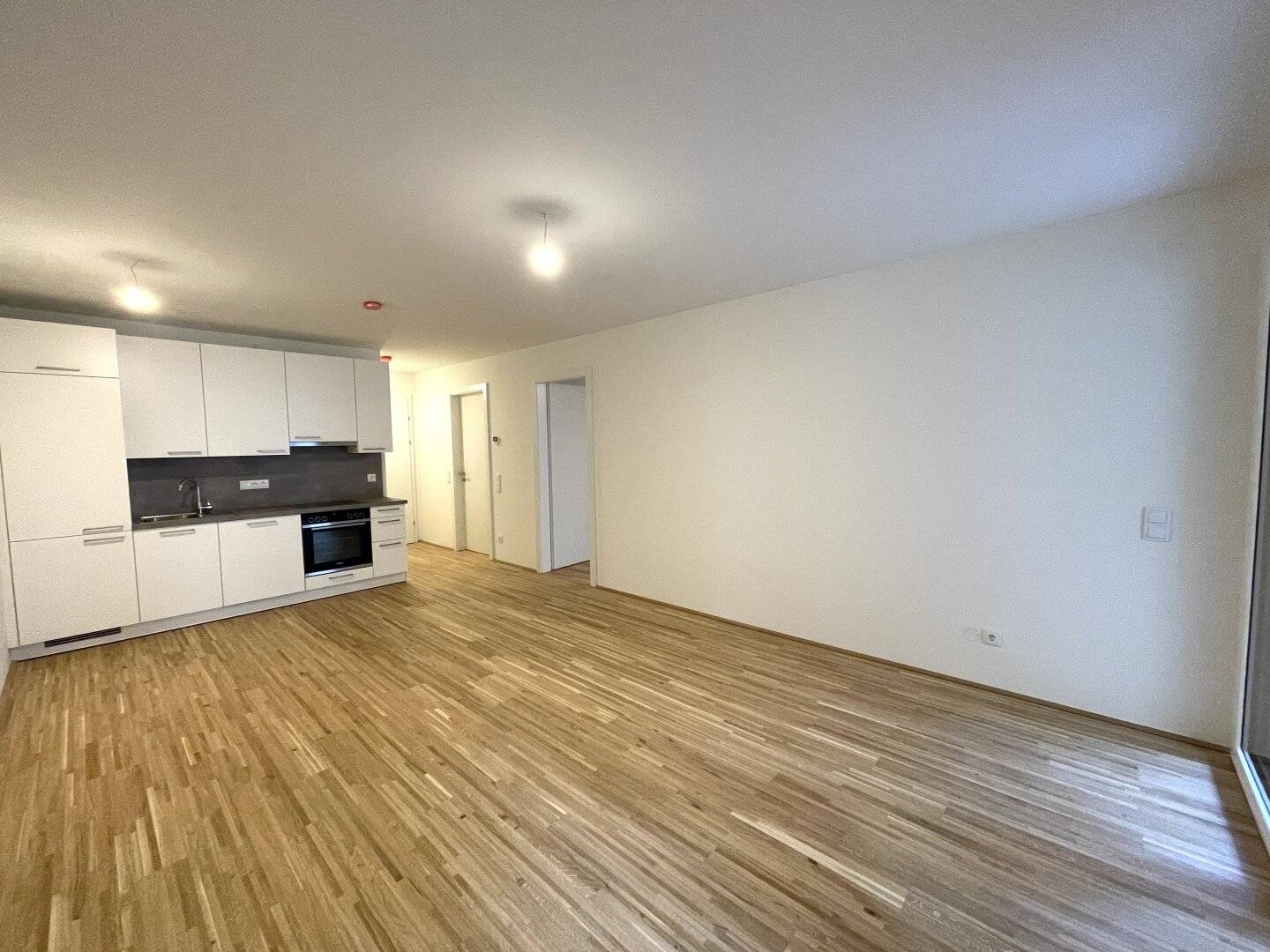 gut aufgeteilte 2-Zimmer Gartenwohnung in begehrter Lage beim Kagraner Platz - Erstbezug und provisionsfrei!