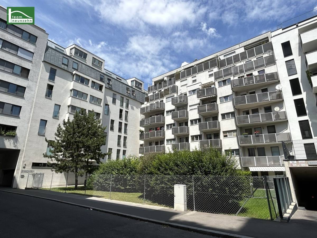 1-Zimmer-Wohnung mit All-Inclusive-Miete in Tokiostraße 12, Wien