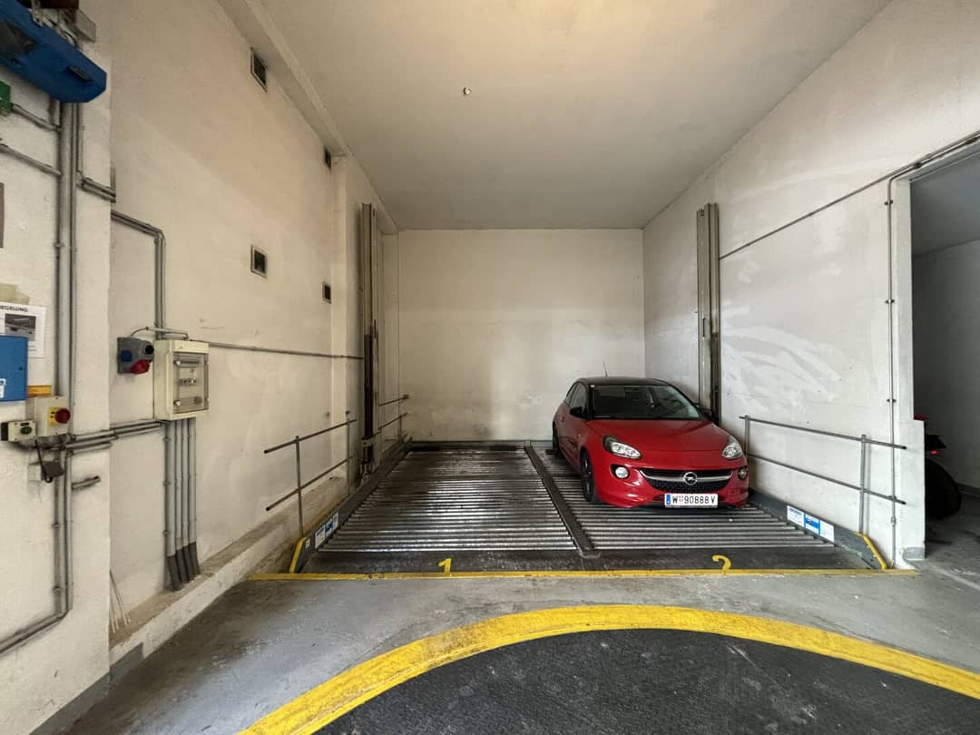 Garagen-Stapelparker in Margaretenstraße – Duplex-System, Tiefgarage