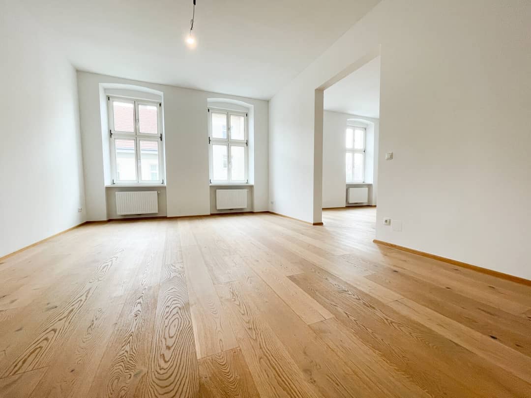 Erstbezug nach Sanierung Wohnung mit Lift