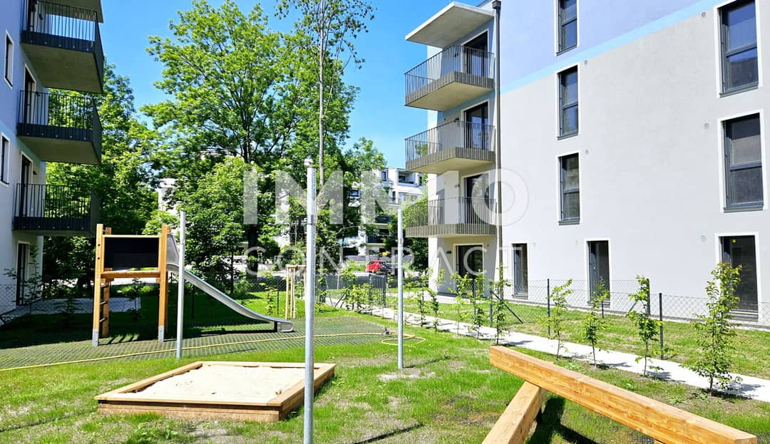 New apartment with south balcony no commission