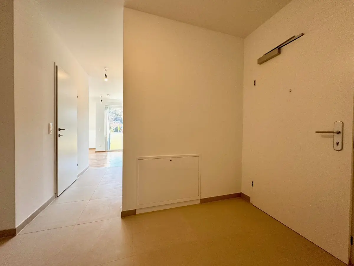 ++ NEUBAU und ERSTBEZUG ++ 3 Zimmer mit Terrasse und Küche