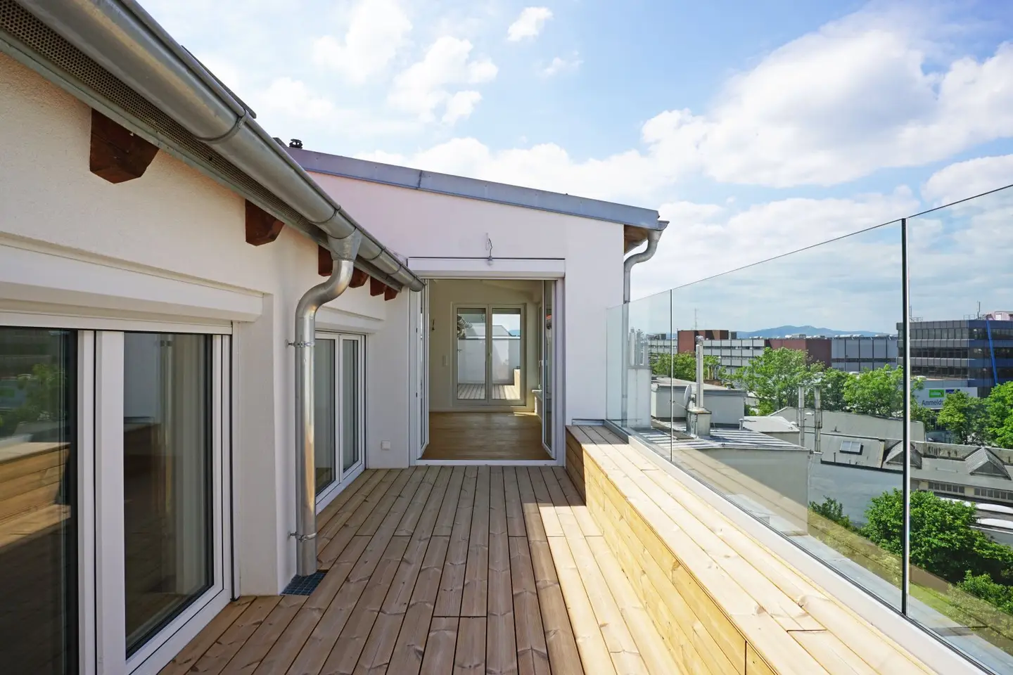 Attic apartment with two roof terraces